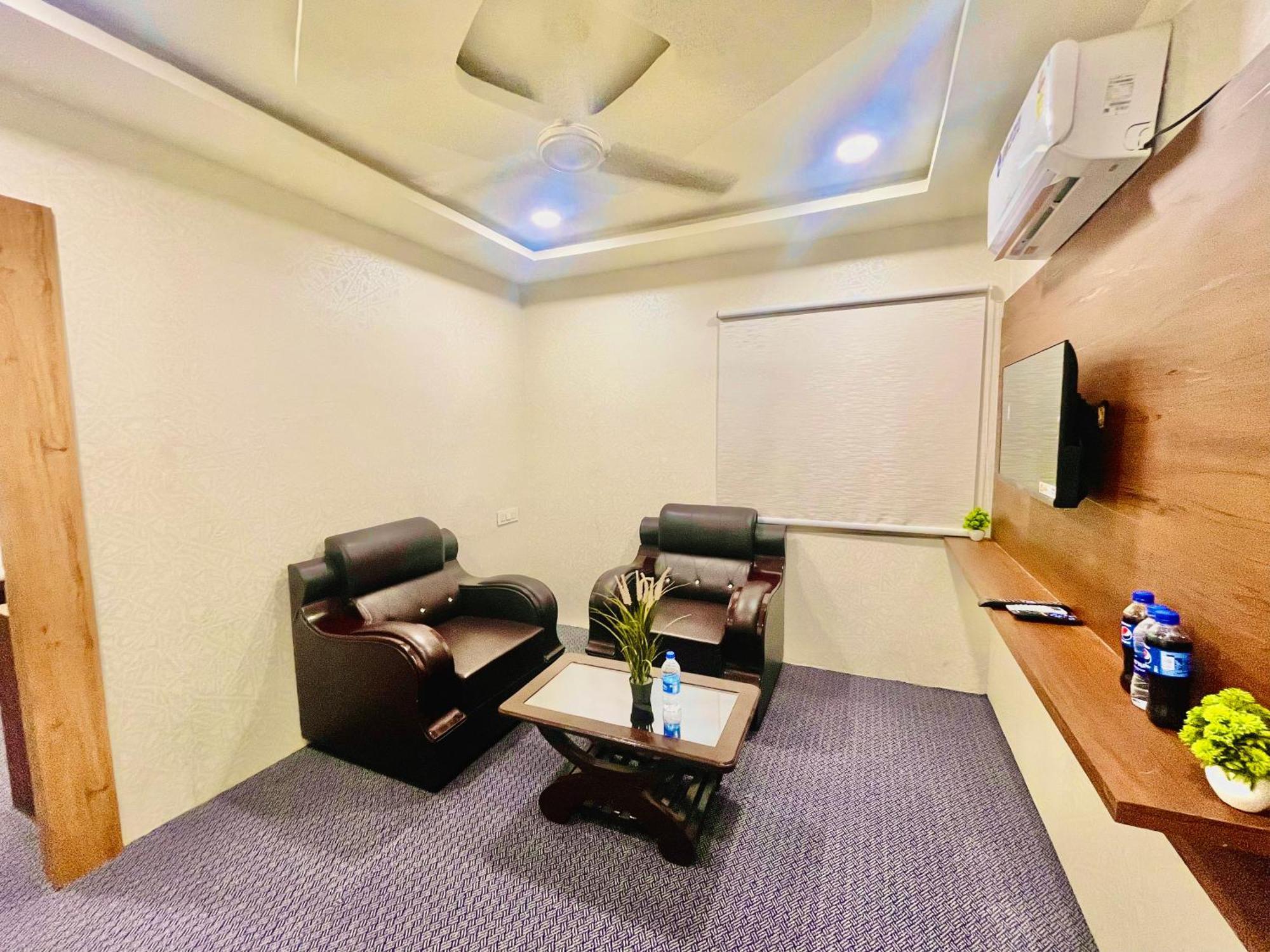 Hotel Eagle Grand Hyderabad Airport Zone Shamshabad Dış mekan fotoğraf