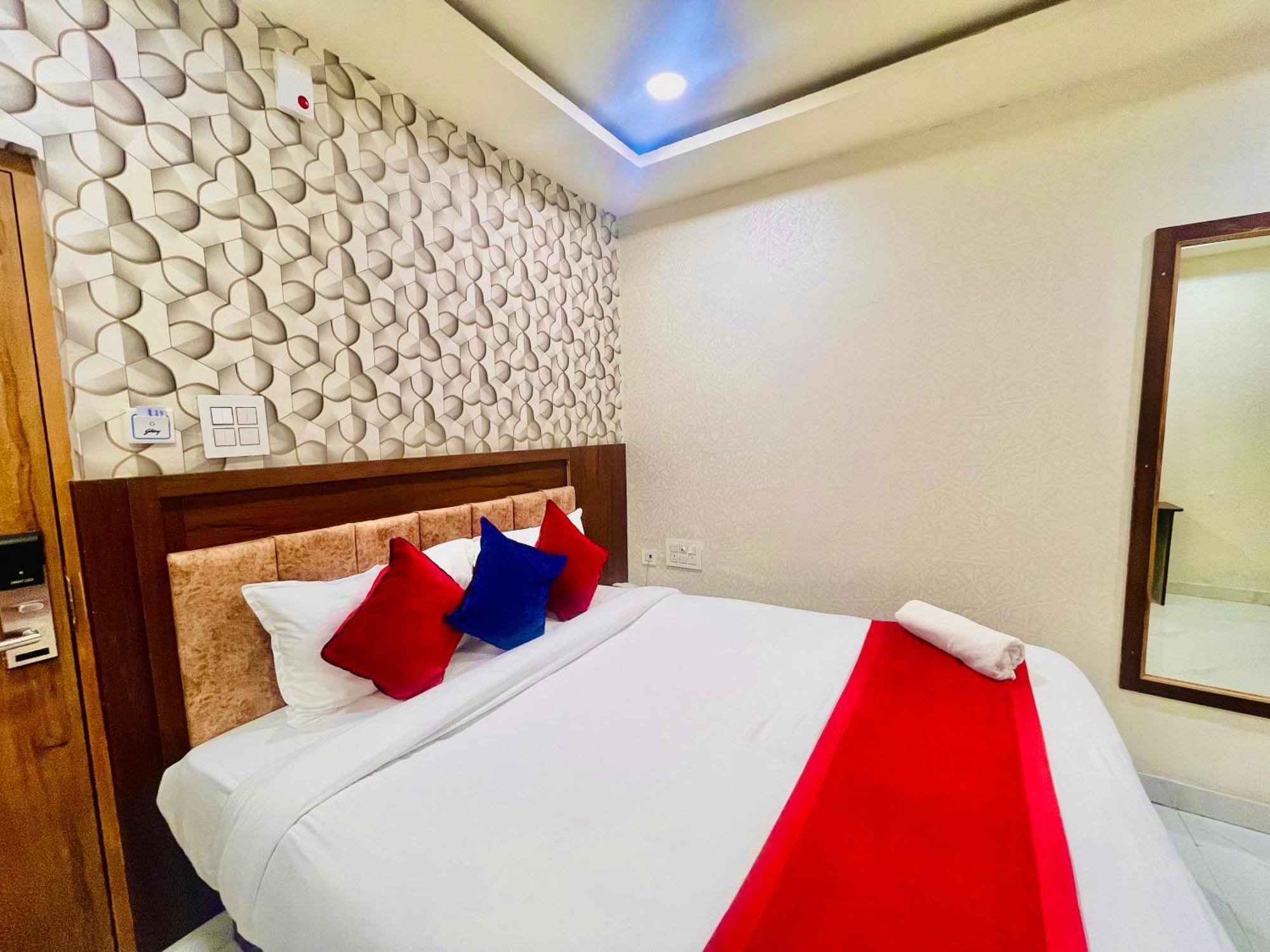 Hotel Eagle Grand Hyderabad Airport Zone Shamshabad Dış mekan fotoğraf